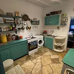 Tritzi House Mesokhórion