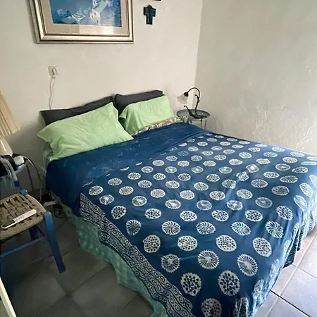 Tritzi House Mesokhórion
