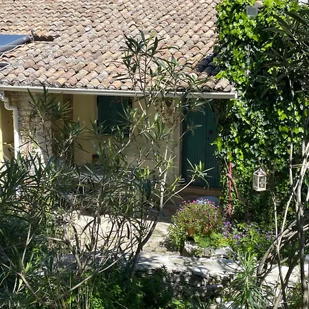 Tritzi House Nyaraló Mesokhórion