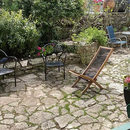 Semesterbostad Tritzi House Mesokhórion