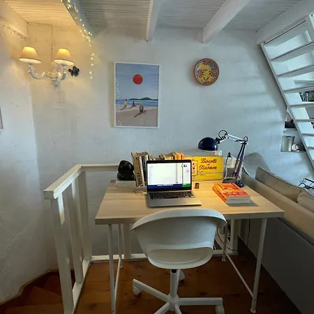 Tritzi House