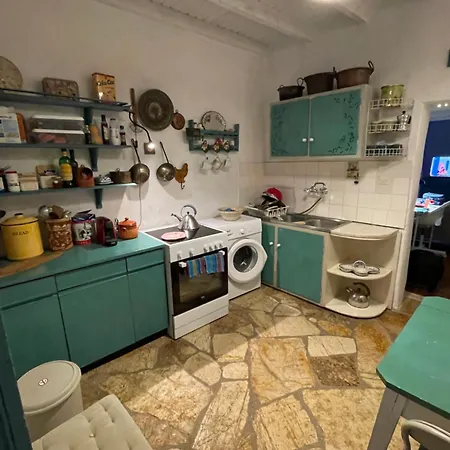 Tritzi House Mesochorion (Evrytania)